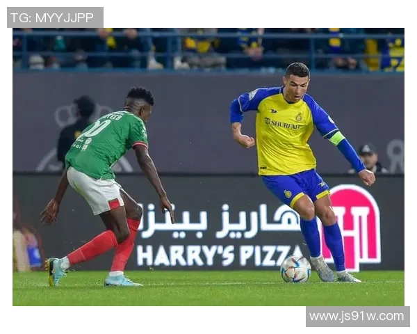 足球假动作的魅力与技巧解析如何在比赛中巧妙运用假动作迷惑对手