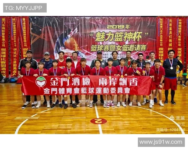 乐途足球鞋助力每一场比赛让你在球场上尽显风采与实力